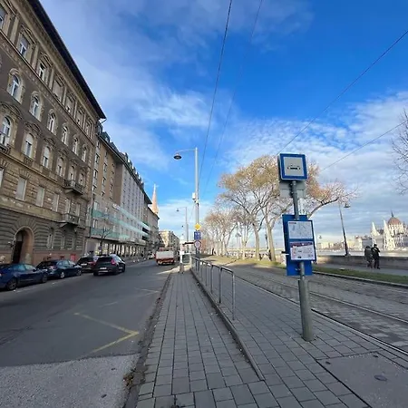 Buda Castle Charming 2 Bedrooms *