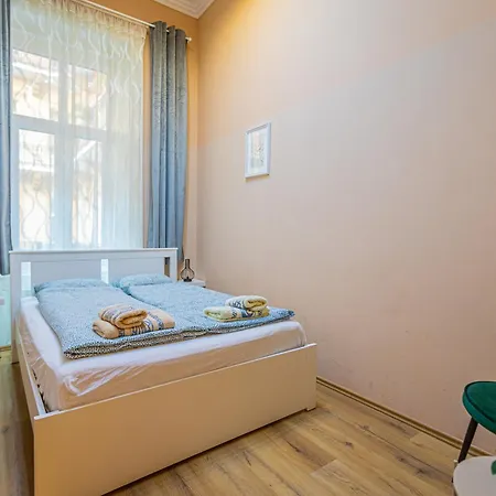 Buda Castle Charming 2 Bedrooms *