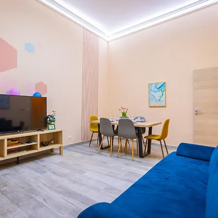 Buda Castle Charming 2 Bedrooms * Budapest