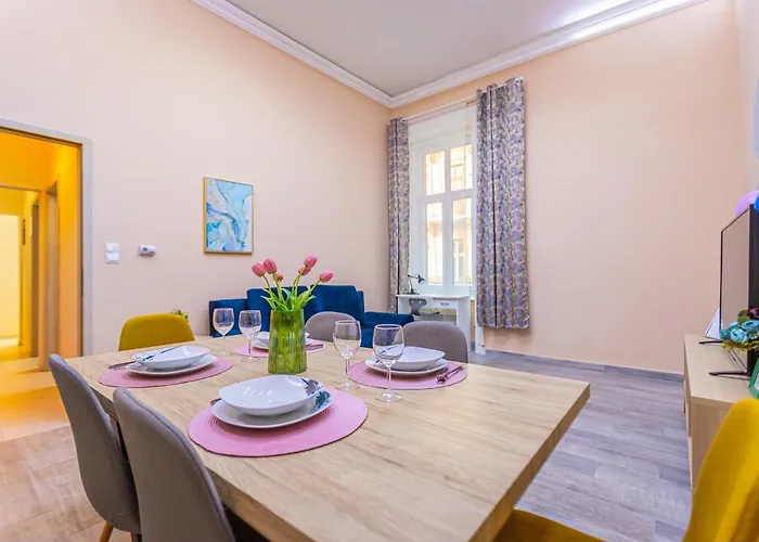 Buda Castle Charming 2 Bedrooms Apartament Budapeszt